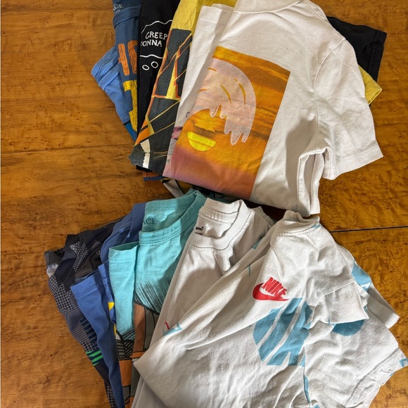 Other - Assorted Kids Graphic T-Shirts